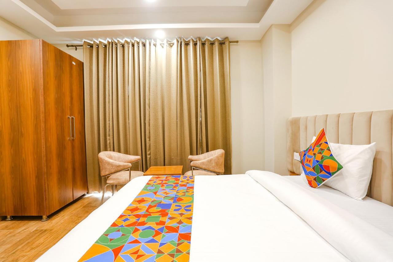 Fabhotel Raahi Retreat Gurgaon Zewnętrze zdjęcie